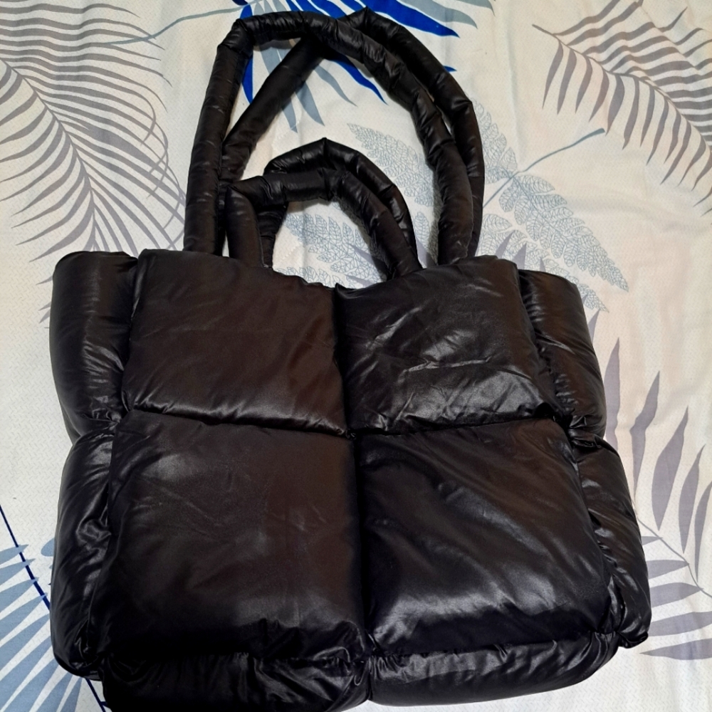 NWOT Quilted Puffy Tote Bag